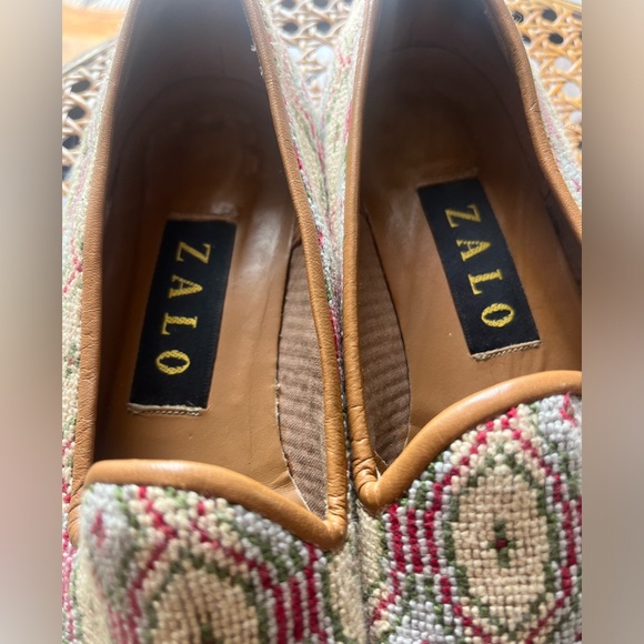 Vintage Zalo Needlepoint Geometrical Pattern Loafers Flats Size 6 Made In Spain - Picture 4 of 9